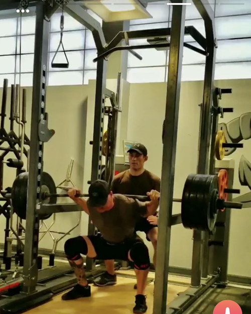 Gym photos should never be used in your dating profile.