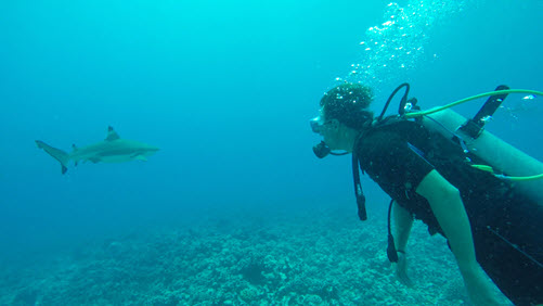 A great way to standout on dating apps is showcasing your interests.